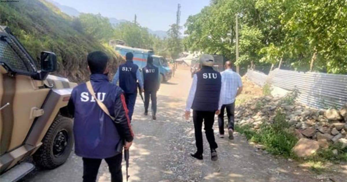 J-K: SIU Awantipora raids multiple locations in Reshipora Tral, incriminating material recovered